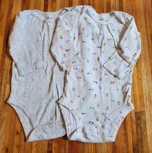 Carter's Long Sleeve Onesie Set